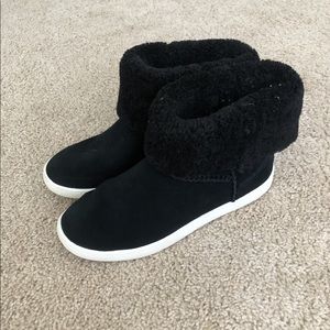Ugg sneaker boot